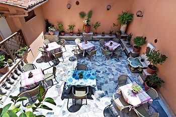 Trastevere Hotel Cisterna ローマ エクステリア 写真